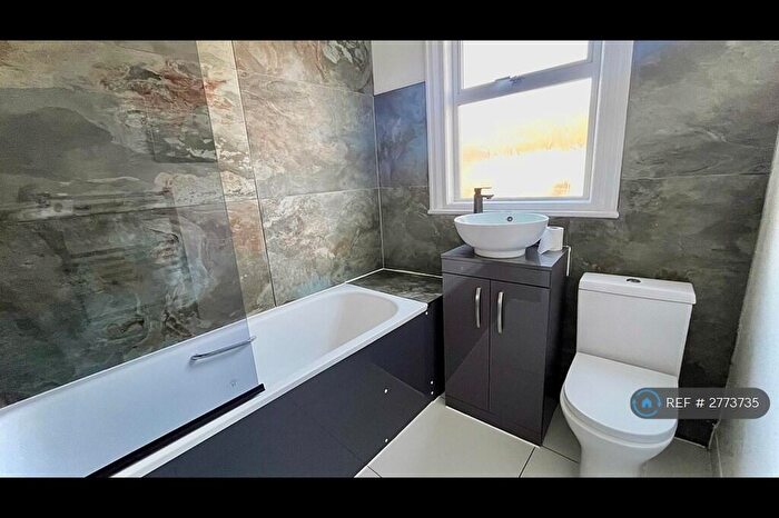 3 Bedroom Terraced House To Rent In Raymead Avenue, Thornton Heath, CR7