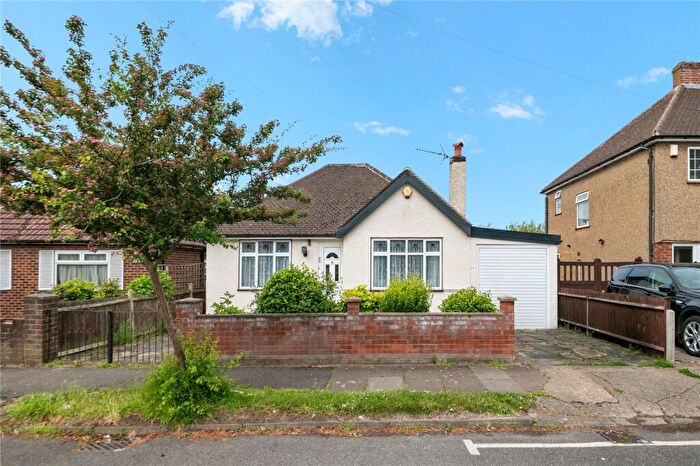 2 Bedroom Bungalow For Sale In Hardy Avenue, Ruislip, HA4