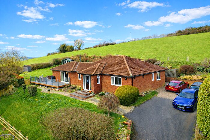 3 Bedroom Bungalow For Sale In Higher Coombe, Tipton St John, Sidmouth, EX10