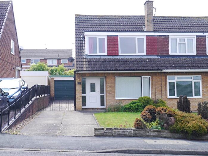 3 Bedroom Semi Detached House To Rent In Wicklow Avenue, Melton Mowbray, LE13