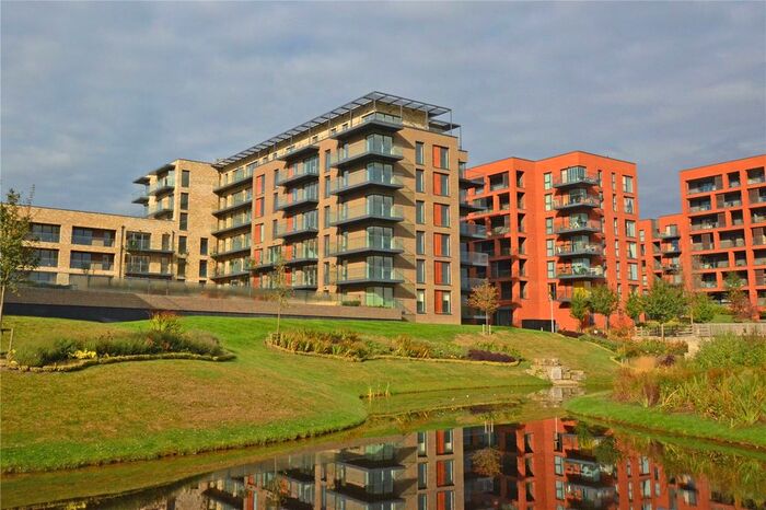 3 Bedroom Flat To Rent In Merlin Court, Saundby Lane, London, SE3