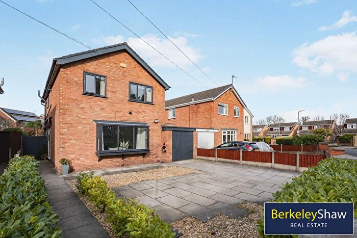 3 Bedroom Detached House For Sale In Ennerdale Road, Formby, Liverpool, L37