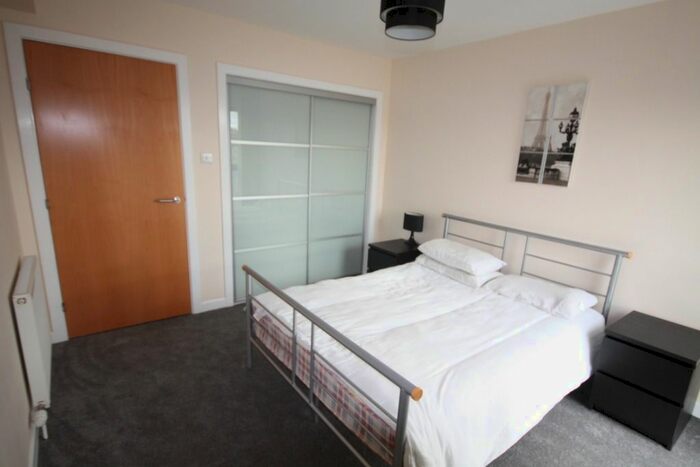 2 Bedroom Flat To Rent In Merkland Lane, Pittordrie, Aberdeen, AB24