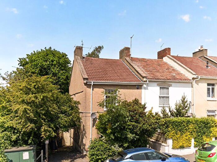 2 Bedroom End Of Terrace House For Sale In Rose Green Road, Bristol, BS5