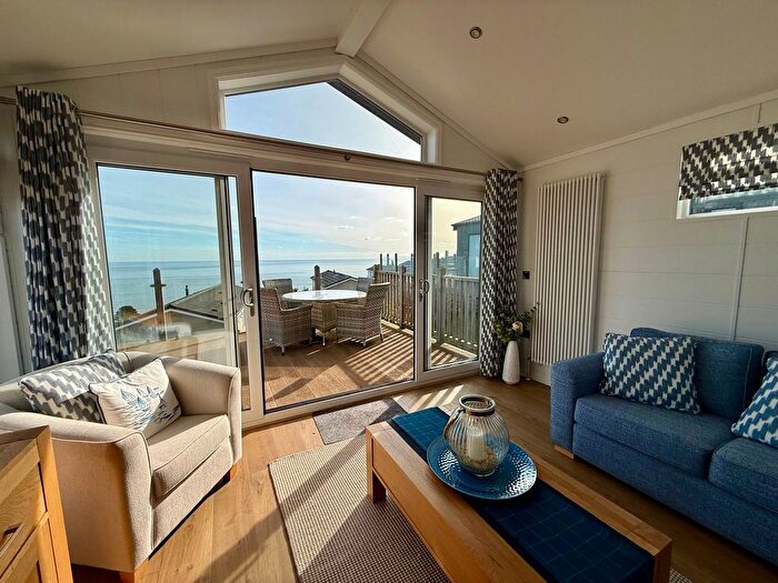 2 Bedroom Lodge For Sale In Coast View Holiday Park, Torquay Road Shaldon, TQ14