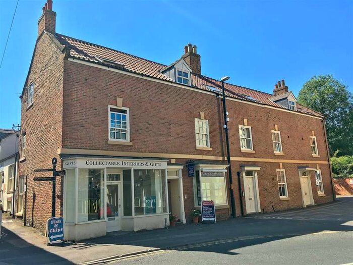 2 Bedroom Flat To Rent In Castlegate, Thirsk, YO7