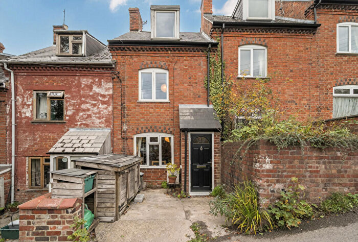 2 Bedroom Terraced House For Sale In Spillmans Pitch, Stroud, Gloucestershire, GL5