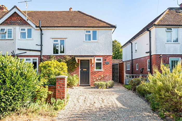 3 Bedroom Semi-Detached House For Sale In Firs Avenue, Bramley, Guildford, GU5