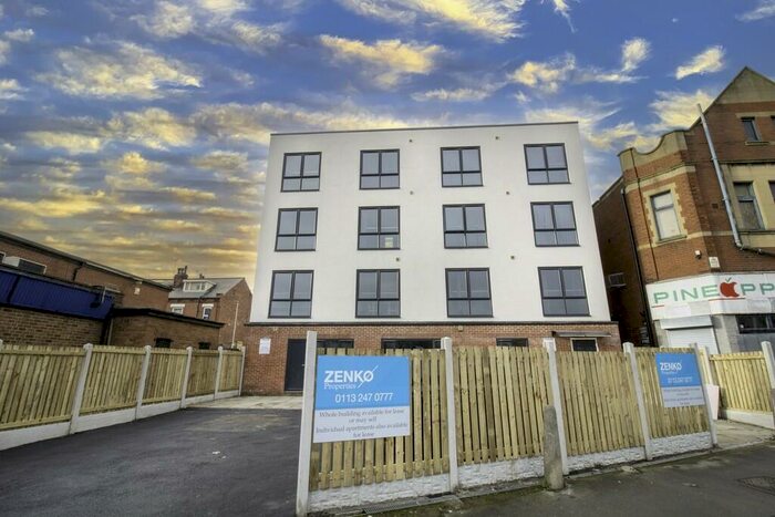 1 Bedroom Apartment To Rent In Park Residence, Holbeck, Leeds, LS11