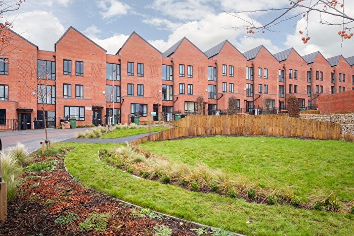 2 Bedroom Detached House To Rent In Tannery Row, Leeds, West Yorkshire, LS5