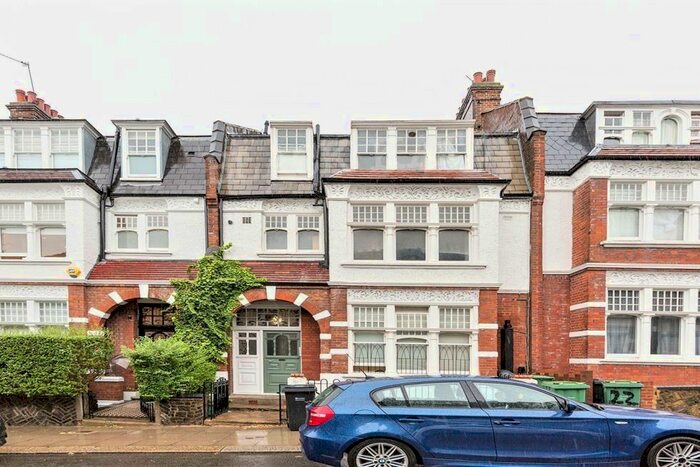 Studio To Rent In Glenmore Road, London, NW3