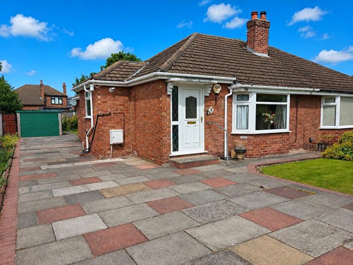 2 Bedroom Bungalow For Sale In Clifford Road, Wilmslow, Cheshire, SK9