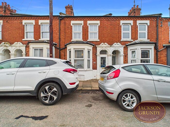 3 Bedroom Terraced House For Sale In Wycliffe Road, Abington, NN1