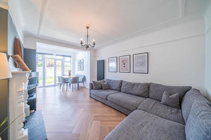 3 Bedroom Semi-Detached House For Sale In Woodville Avenue, Crosby, L23