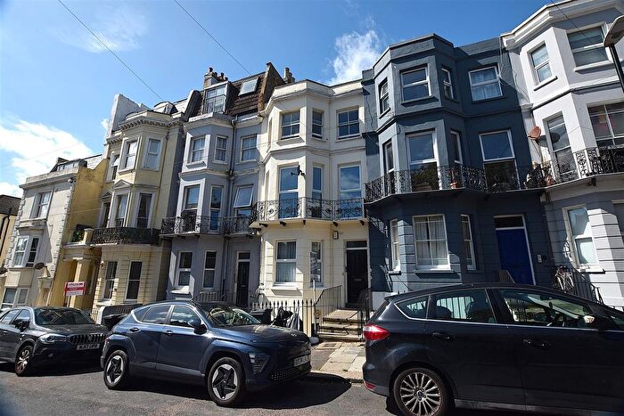 2 Bedroom Flat To Rent In Magdalen Road, St Leonards On Sea, TN37