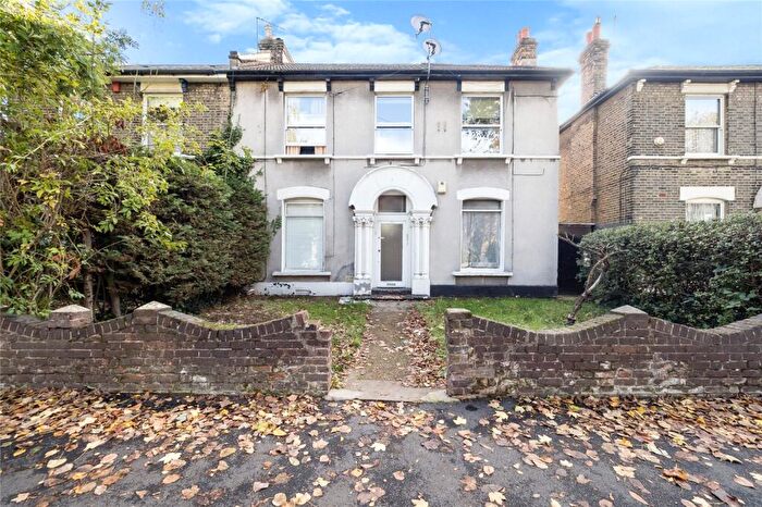 1 Bedroom Flat For Sale In Hampton Road, Forest Gate, London, E7