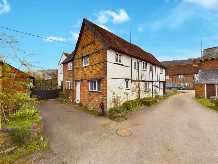 3 Bedroom End Of Terrace House For Sale In Stocks Road, Aldbury, HP23