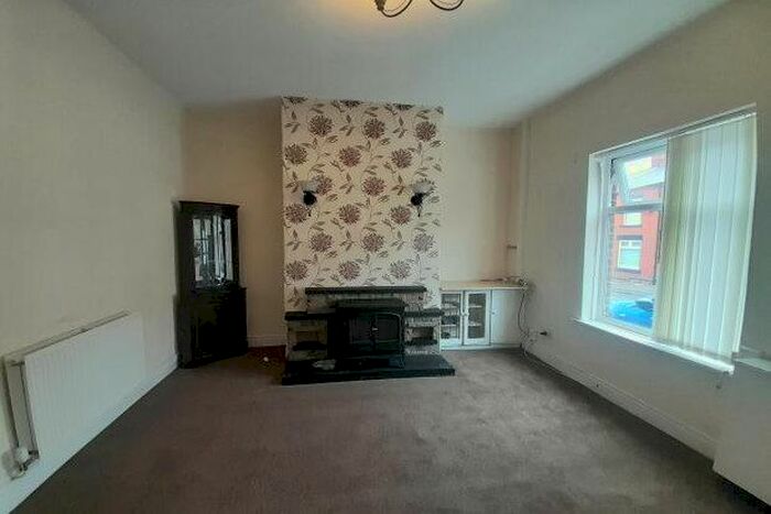 2 Bedroom Property To Rent In Kings Road, Ashton-Under-Lyne, OL6
