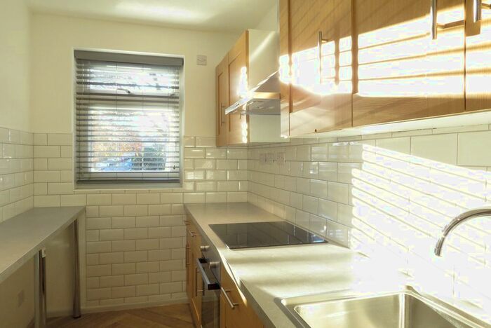 1 Bedroom Flat To Rent In Hunters Meadow, Dulwich Wood Avenue, Upper Norwood, London, SE19