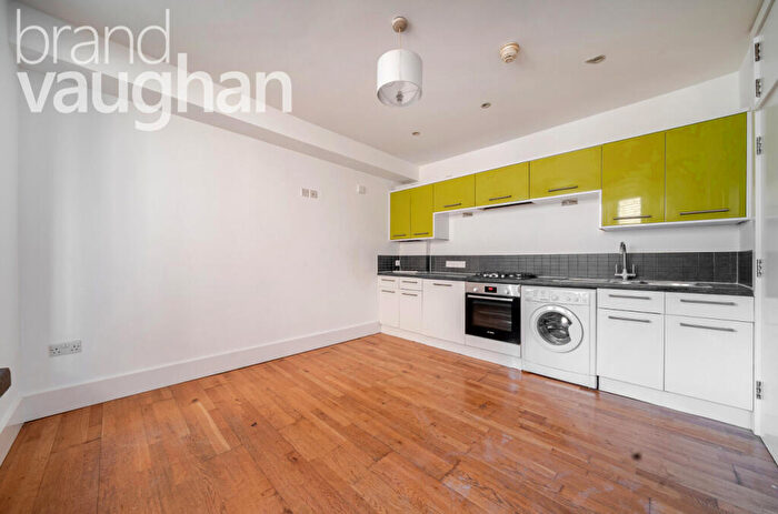 1 Bedroom Flat To Rent In Conway Place, Hove, East Sussex, BN3