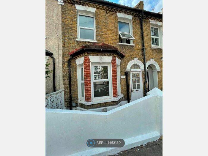 4 Bedroom Terraced House To Rent In Hereward Road, London, SW17