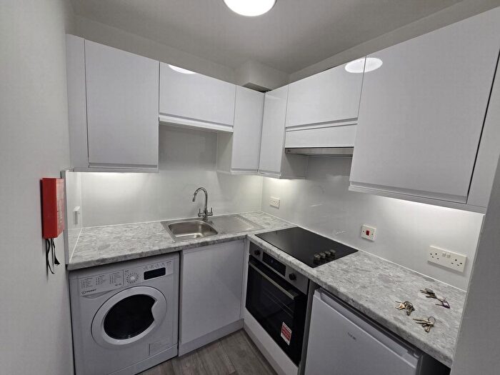 1 Bedroom Flat To Rent In Birkbeck Mews, Dalston, E8