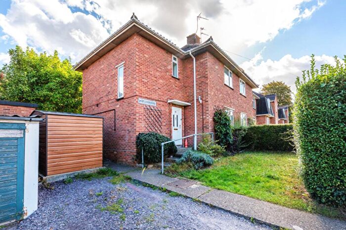 3 Bedroom Semi-Detached House For Sale In Waterman Road, Norwich, NR2