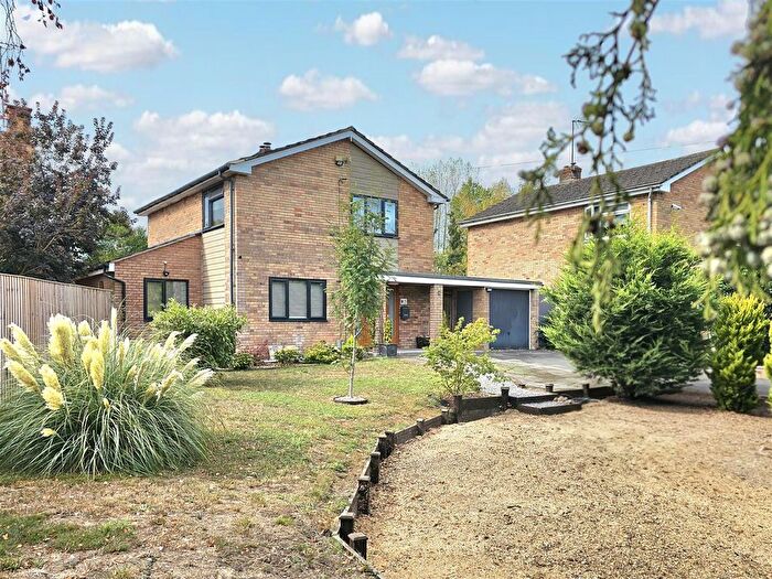 4 Bedroom Detached House For Sale In Severn Close, Maisemore, Gloucester, GL2