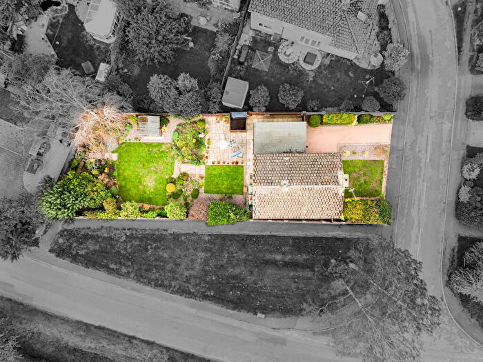 4 Bedroom Detached House For Sale In The Paddock, Lower Boddington, Northamptonshire, NN11