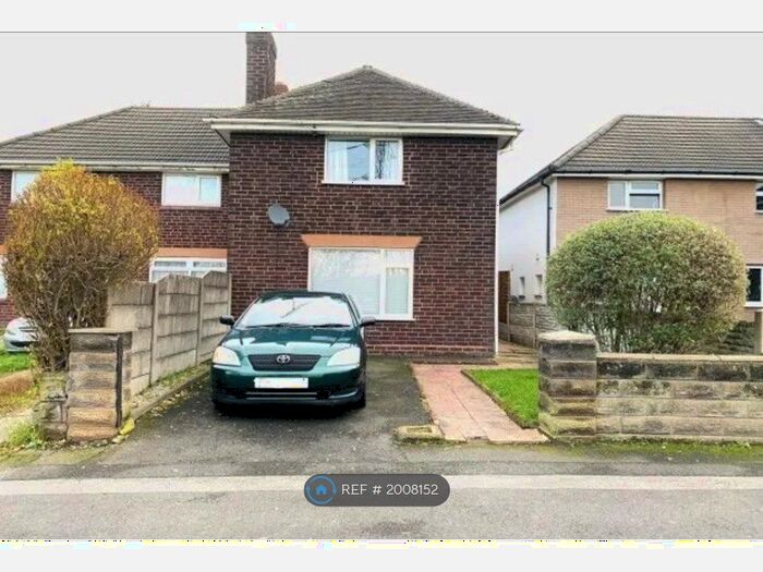 4 Bedroom Semi-Detached House To Rent In Anson Road, Walsall, WS2