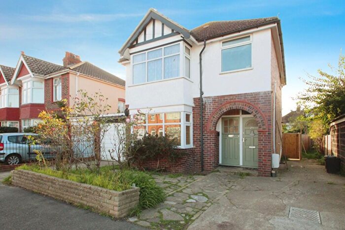 1 Bedroom Apartment To Rent In Gannon Road, Worthing, BN11