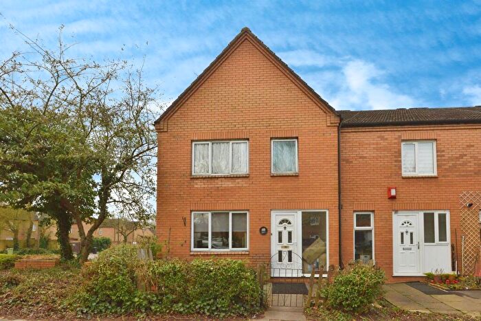 4 Bedroom End Of Terrace House For Sale In Polruan Place, Fishermead, Milton Keynes, MK6