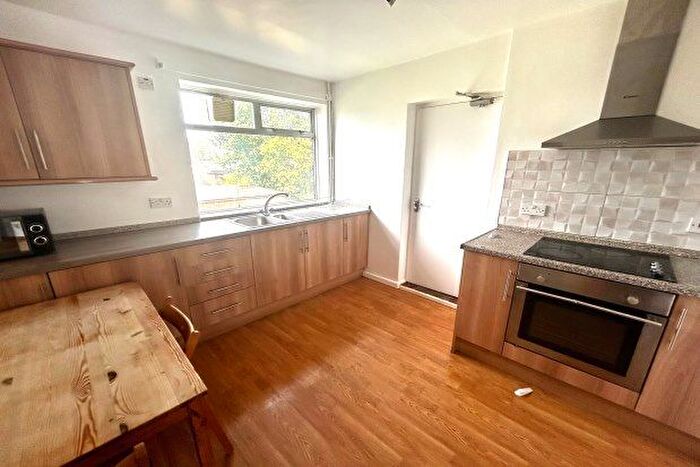 5 Bedroom Property To Rent In Mayorswell Close, Durham, DH1