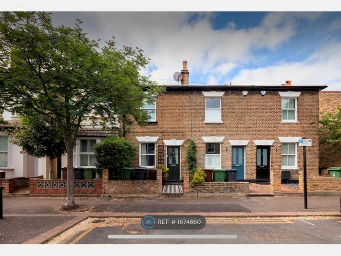 2 Bedroom Terraced House To Rent In Grosvenor Rise East, London, E17