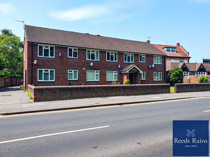 1 Bedroom Apartment To Rent In Park View, Walton Street, Hull, East Riding Of Yorkshire, HU3