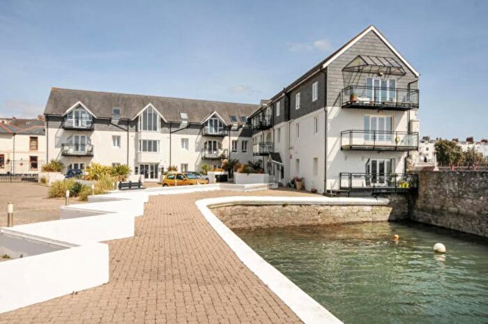 3 Bedroom Flat For Sale In Strand Street, Plymouth, PL1