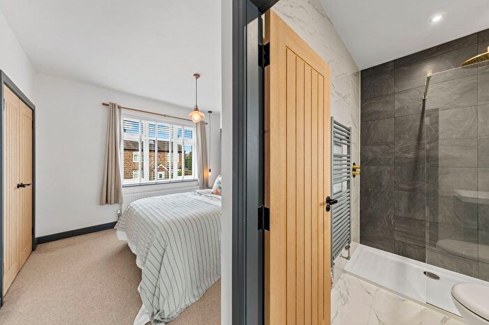 3 Bedroom Semi-Detached House For Sale In Algernon Street, Stockton Heath, WA4
