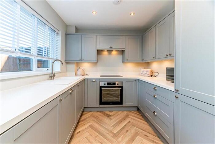 3 Bedroom Terraced House To Rent In Furness Close, West Bridgford, NG2