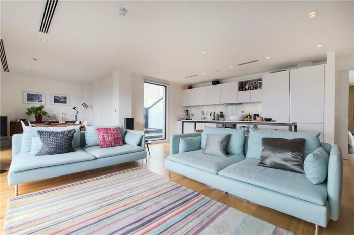 2 Bedroom Apartment To Rent In Willow Street, Shoreditch, London, EC2A
