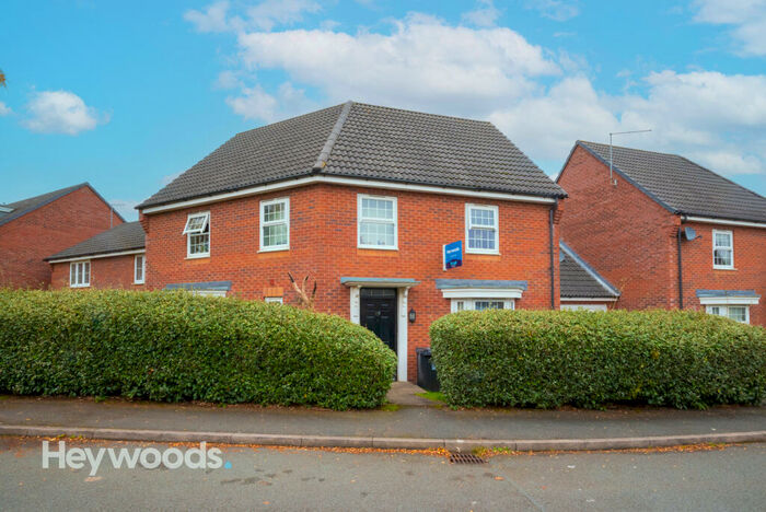 5 Bedroom Semi-Detached House To Rent In Snowgoose Way, Newcastle-under-Lyme, ST5