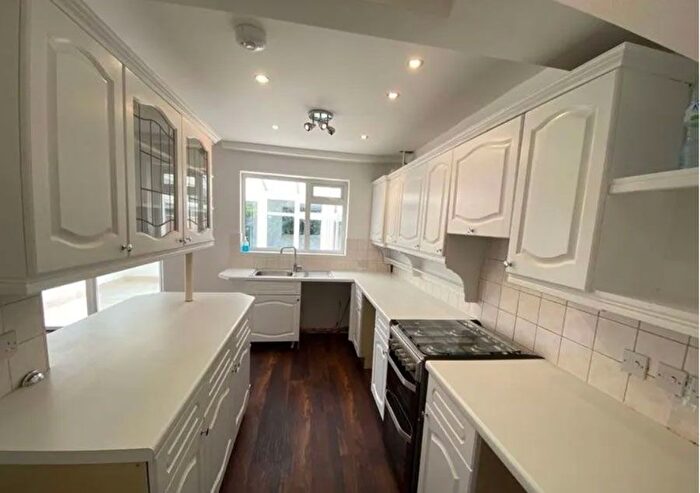 3 Bedroom End Of Terrace House To Rent In Bouverie Road, Harrow, HA1