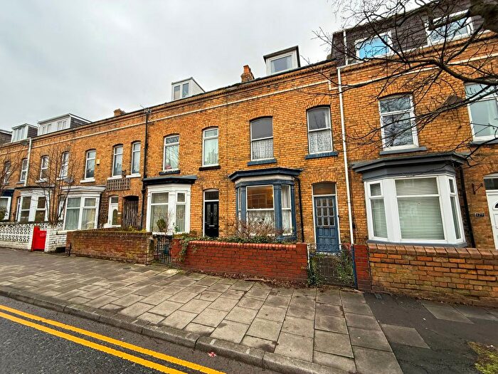 4 Bedroom Terraced House For Sale In Prospect Road, Scarborough, YO12
