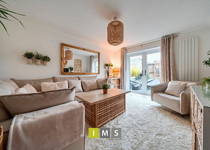 3 Bedroom Detached Bungalow For Sale In Kingsclere Road, Bicester, OX26