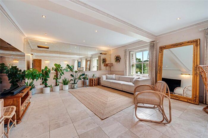 3 Bedroom Apartment For Sale In Bridge House, Bridge Court, Harrogate Road, Harewood, Leeds, LS17