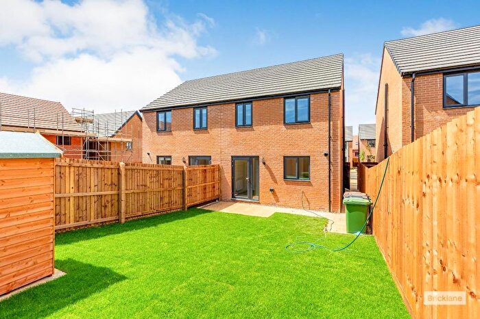 3 Bedroom Property To Rent In Gabriel Way, Wellingborough, NN8