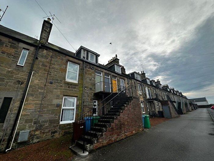 2 Bedroom Flat To Rent In Innerbridge Street, Guardbridge, Fife, KY16