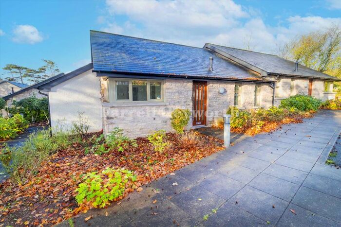2 Bedroom Bungalow For Sale In Cove Orchard, Silverdale, Carnforth, LA5
