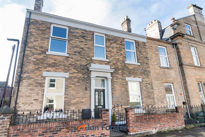 2 Bedroom Terraced House For Sale In Linskill Place, North Shields, NE30