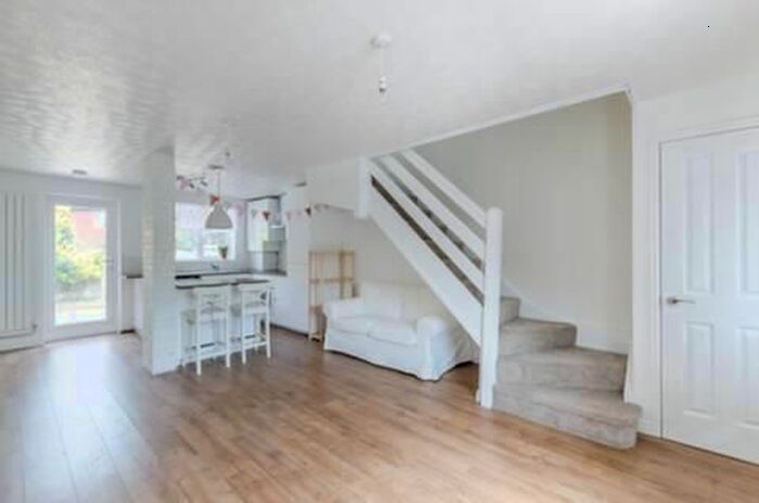 2 Bedroom Property To Rent In Oakes Close, London, E6