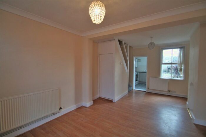 2 Bedroom Terraced House To Rent In Wingfield Road, Gravesend, DA12